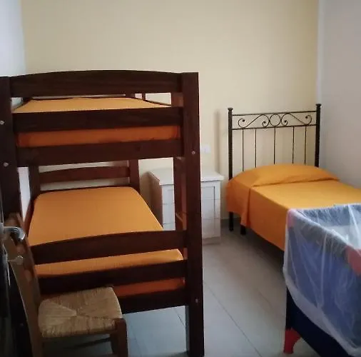 Casadelfaro Primo Piano 600mt Dalla *