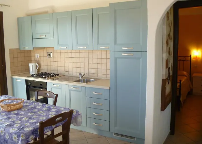 Casadelfaro Primo Piano 600mt Dalla Olbia