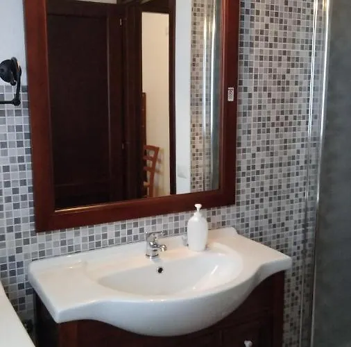 Nyaraló Casadelfaro Primo Piano 600mt Dalla *