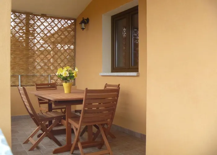 Casadelfaro Primo Piano 600mt Dalla * Olbia